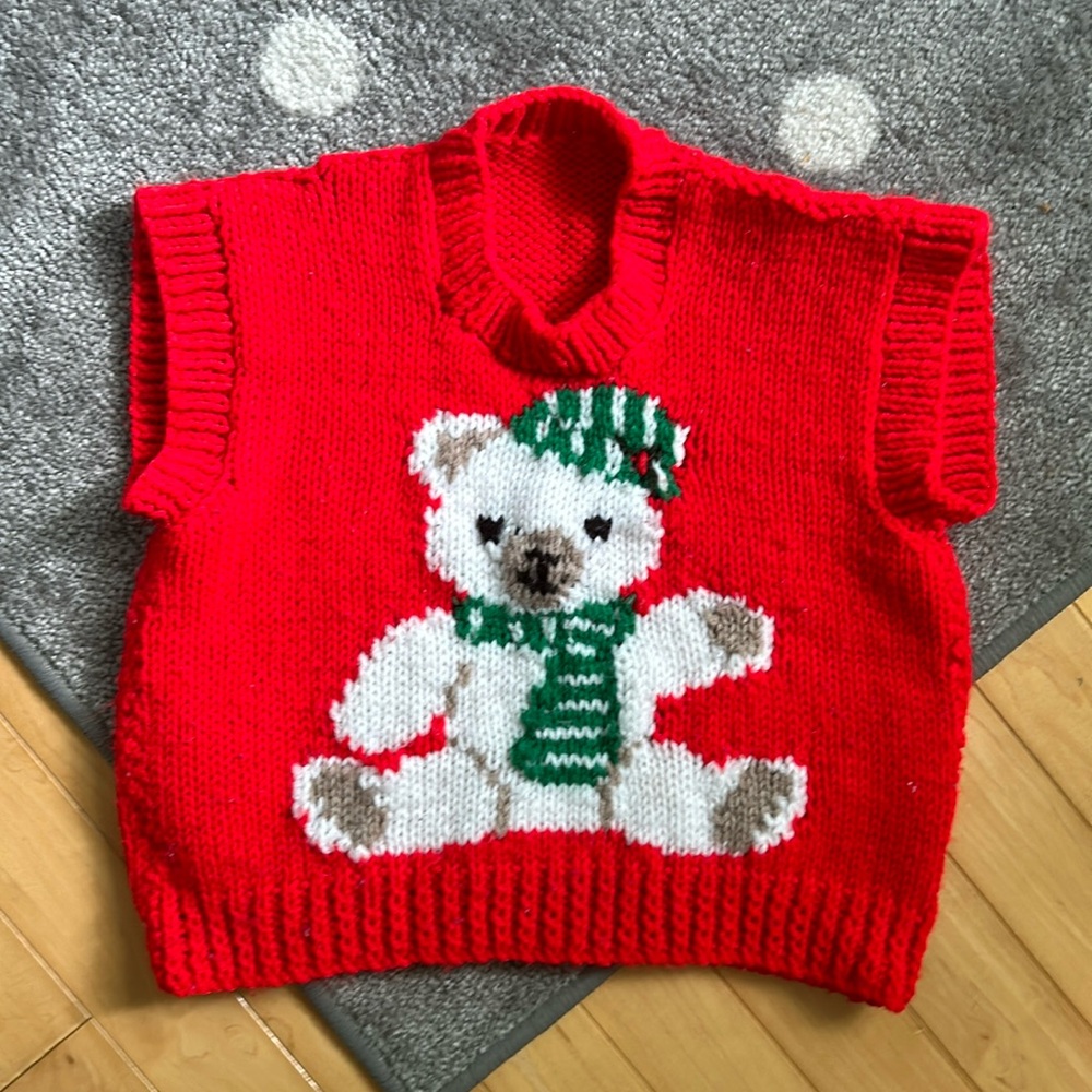 Vintage Hand knit - teddy sleeveless vest